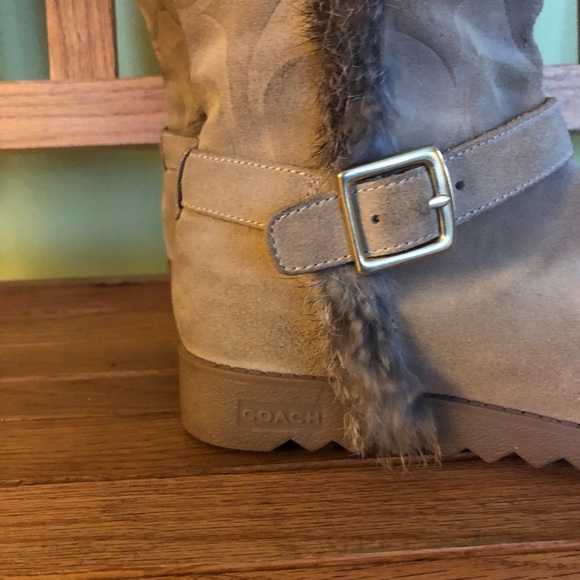 Coach signature DEENN Fur trimmed boots Beige tan - Picture 2 of 8
